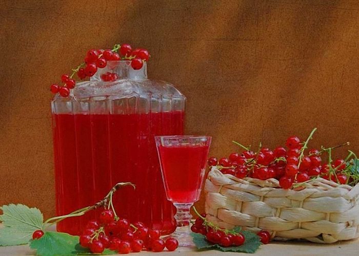 Смородина и настойка