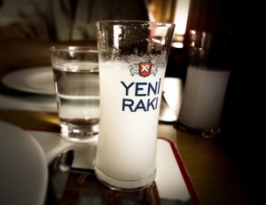 Турецкая водка Раки и Сербская Ракия