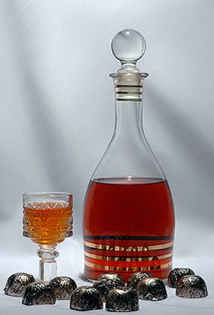 На чем настоять самогон, водку, спирт